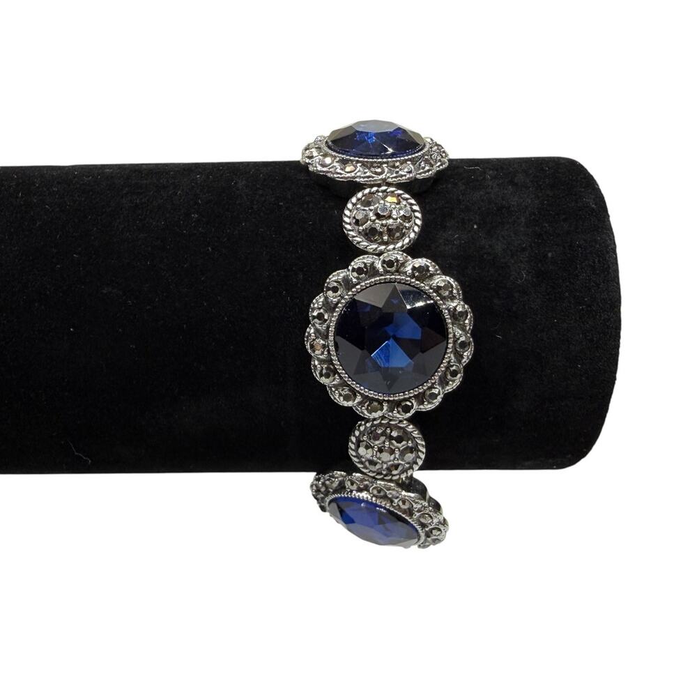Elegant Blue Glass Faceted Stone Stretch Bracelet Silver Tone Fashion Jewelry 7"